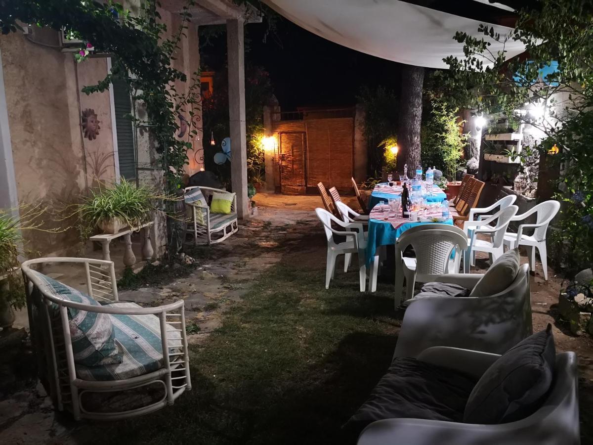 San Nicolo Gerrei Zia Chiarina B&B 외부 사진