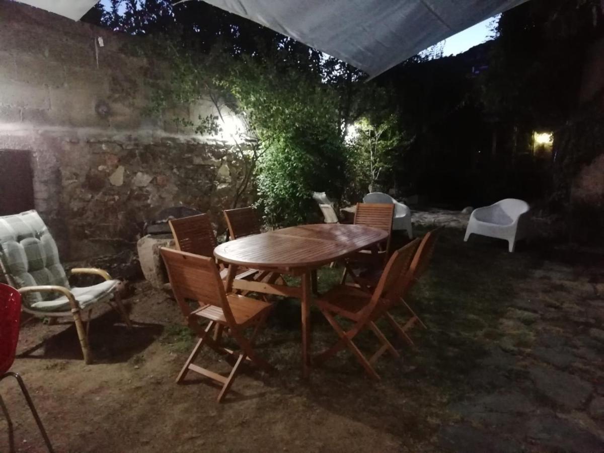 San Nicolo Gerrei Zia Chiarina B&B 외부 사진