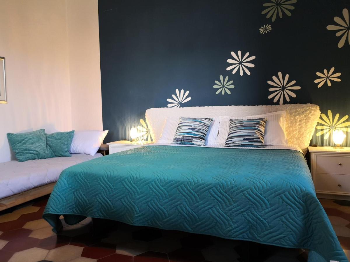 San Nicolo Gerrei Zia Chiarina B&B 외부 사진