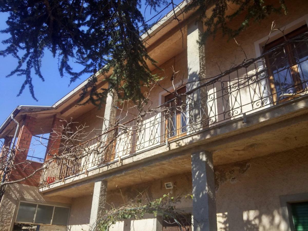 San Nicolo Gerrei Zia Chiarina B&B 외부 사진