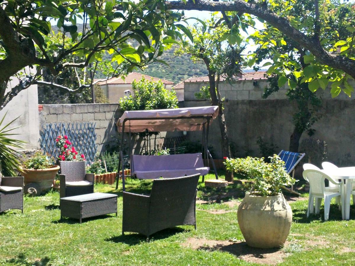 San Nicolo Gerrei Zia Chiarina B&B 외부 사진